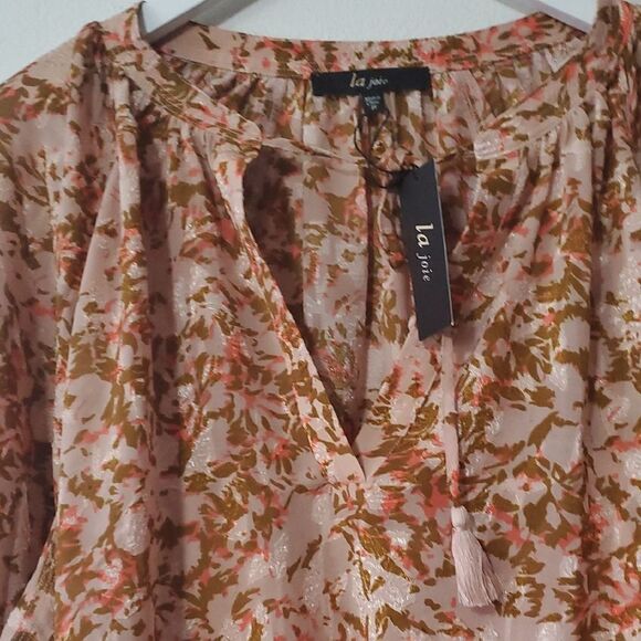 LA JOIE FLoral Blouse in Brown and Pink 3X - Picture 4 of 8